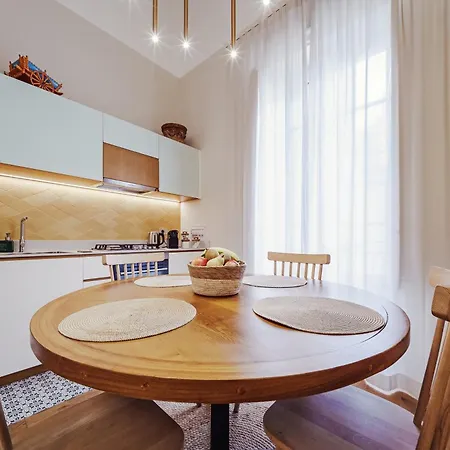 Guesthost - Casa Teresa Charming Flat *
